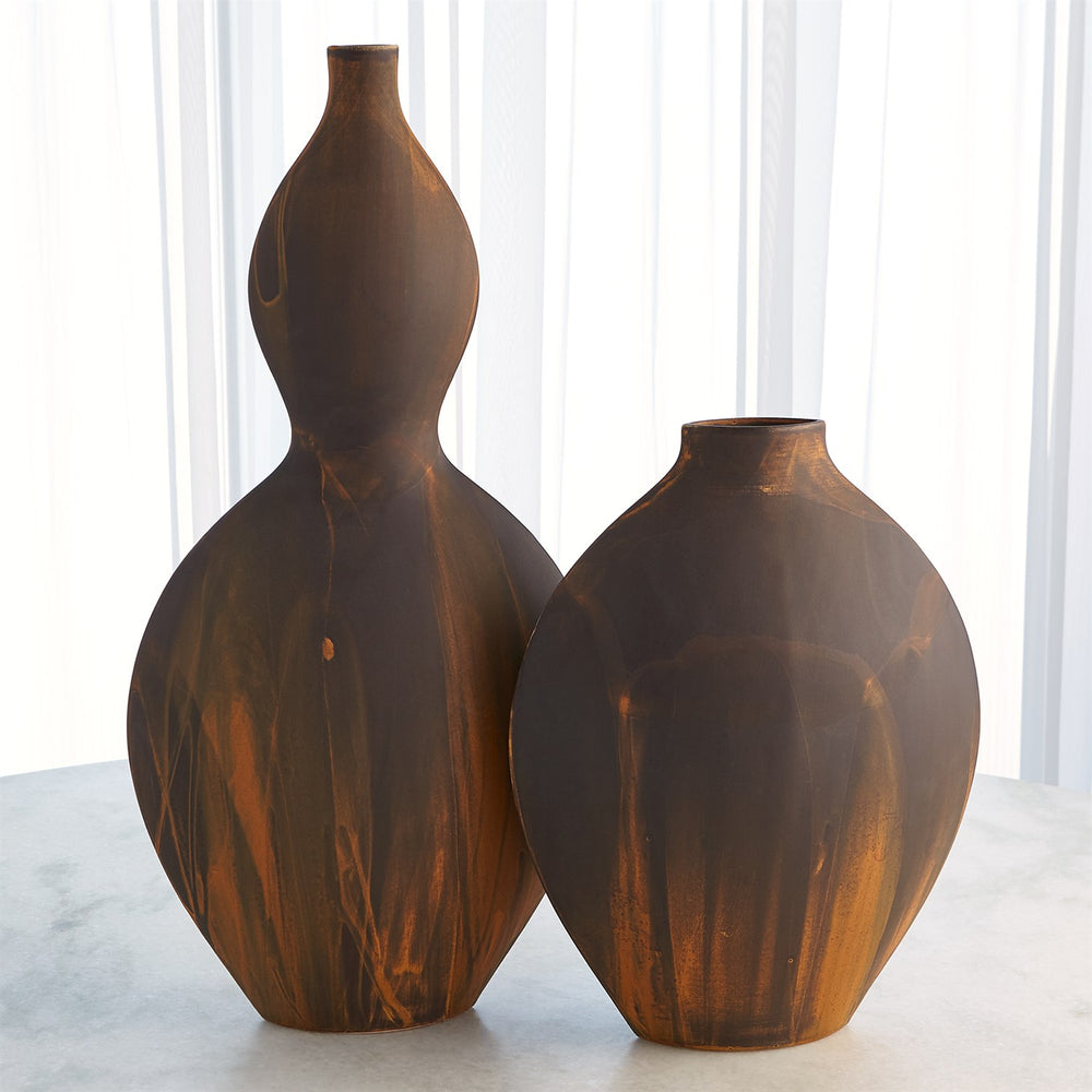 Helios Vases-Global Views-GVSA-7.10457-VasesLarge-Washed Terracotta-2-France and Son