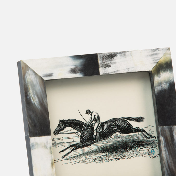 Essen, Dark, Frame, 5"X5", Horn