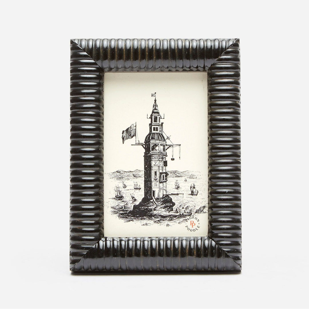 Metz, Black, Frame, 4"X6", Lacquered Resin