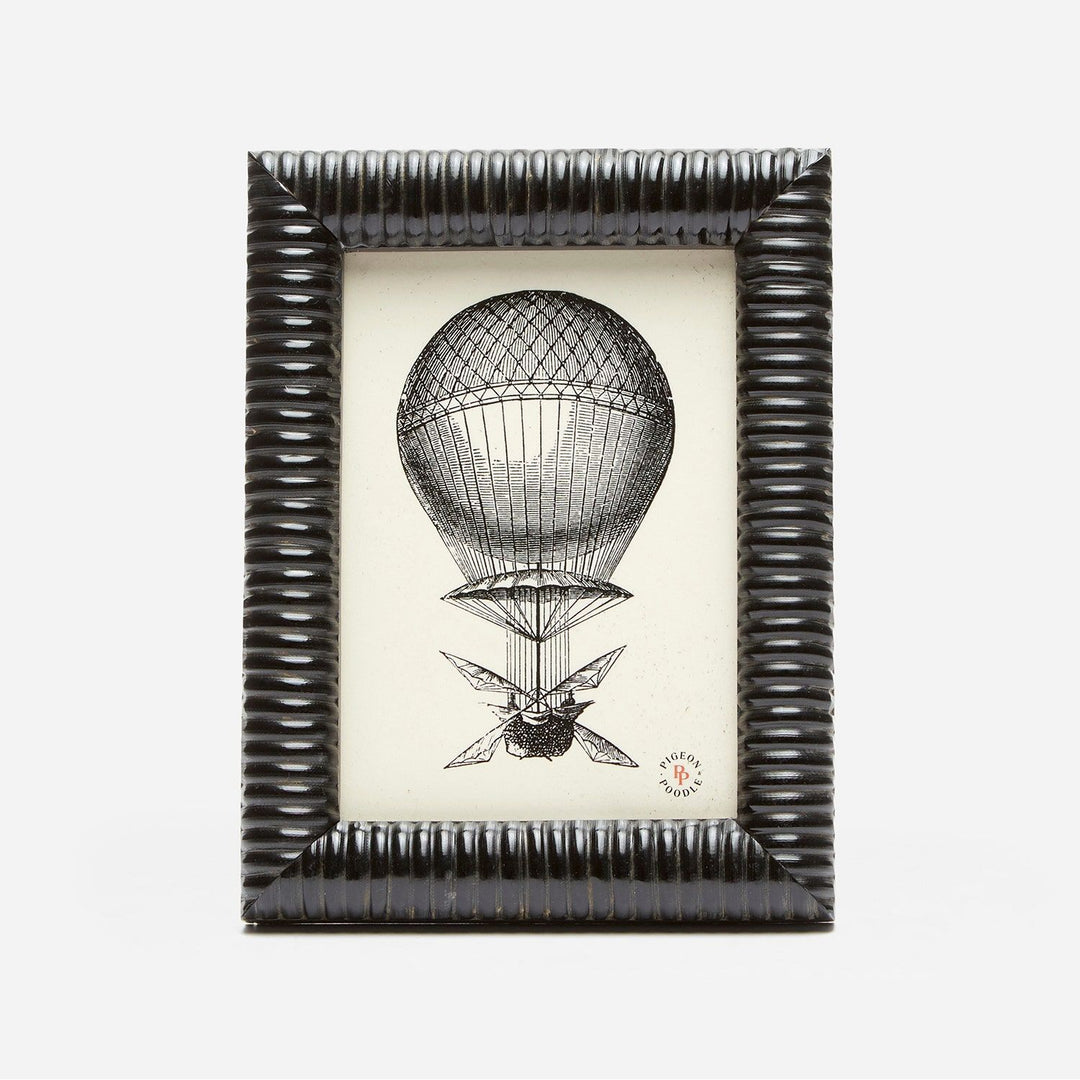 Metz, Black, Frame, 5"X7", Lacquered Resin
