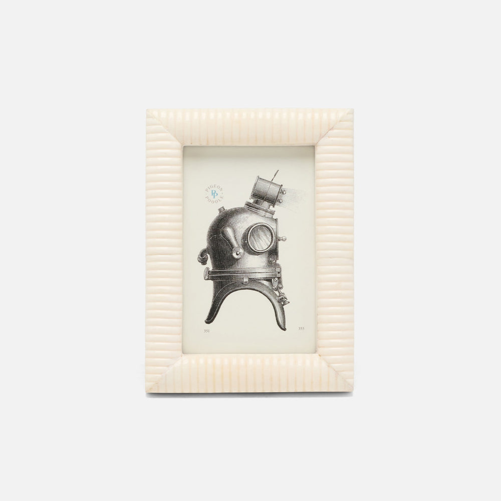 Metz, White, Frame, 4"X6", Bone