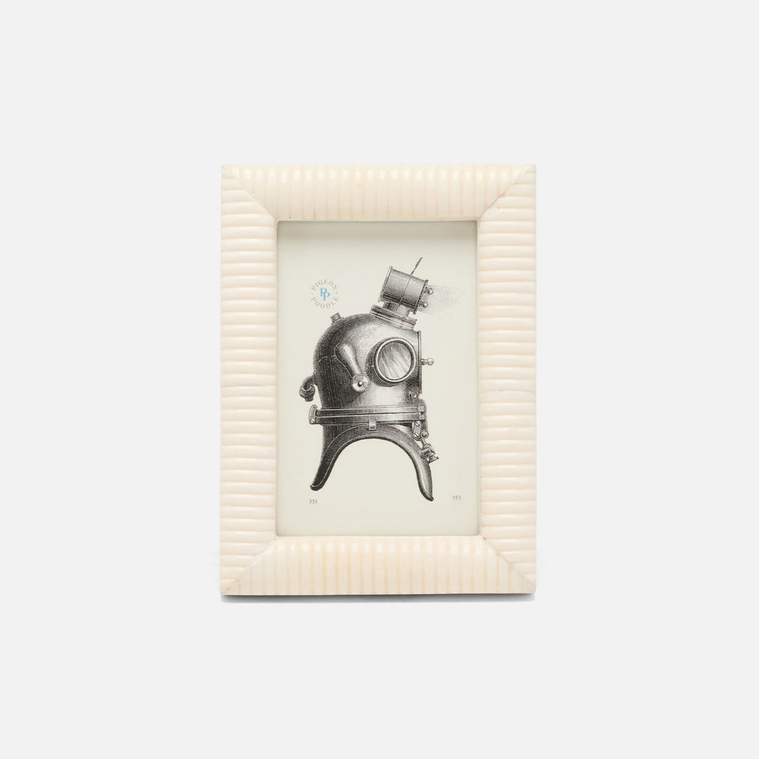 Metz, White, Frame, 4"X6", Bone
