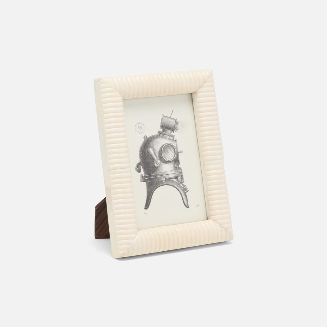 Metz, White, Frame, 4"X6", Bone