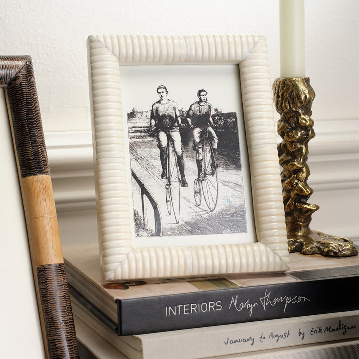Metz, White, Frame, 5"X7", Bone