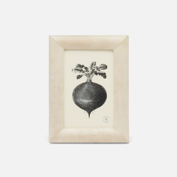 Raseborg, Ivory Matte, Vellum Leather, 4"X6"