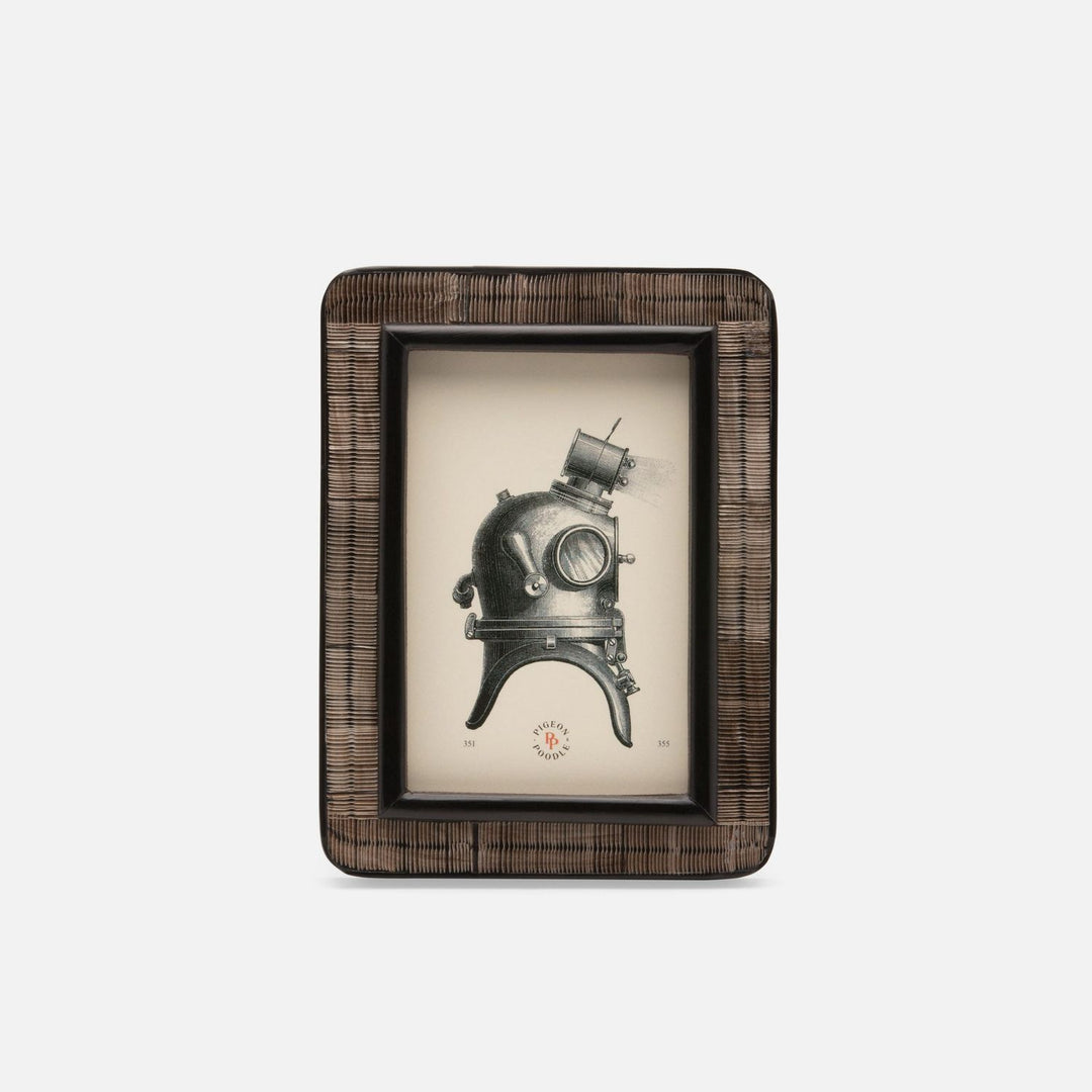 Rauma, Dark, Frame, 4"X6", Chiseled Horn