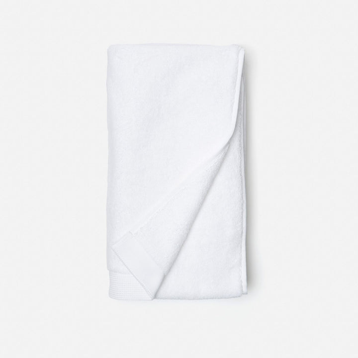 Geneva, White Bath Towel, 52"Lx2750"W, 100% Cotton, 650 Gsm