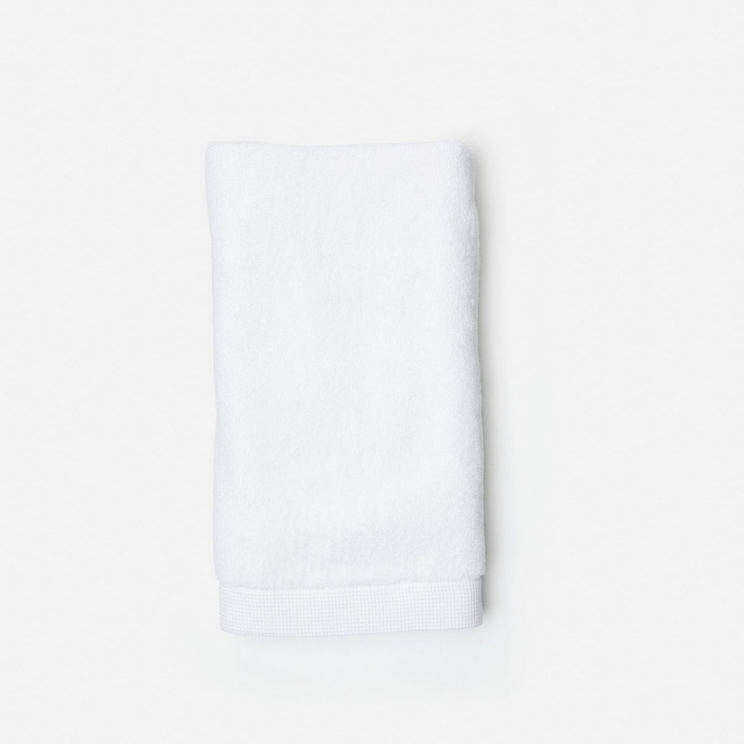 Geneva, White Bath Towel, 52"Lx2750"W, 100% Cotton, 650 Gsm