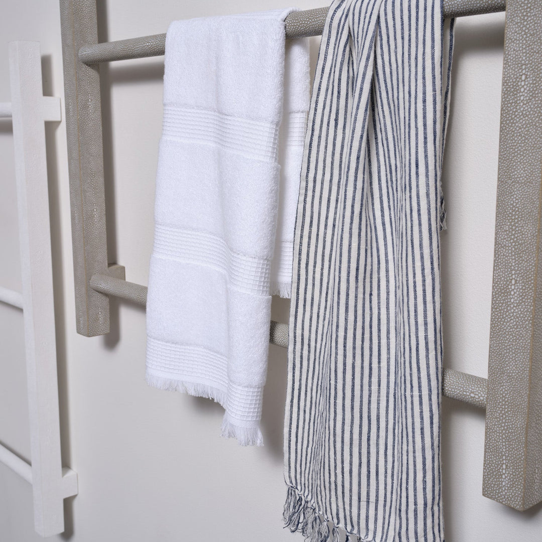 Annecy, White Guest Towel, 12"Lx20"W, 100% Cotton, 550 Gsm