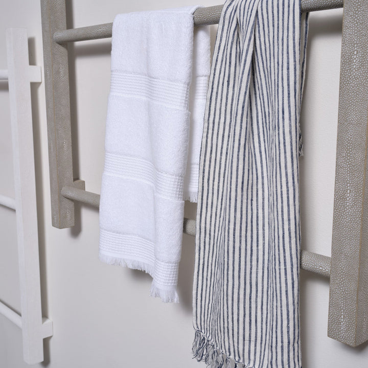 Annecy, White Guest Towel, 12"Lx20"W, 100% Cotton, 550 Gsm