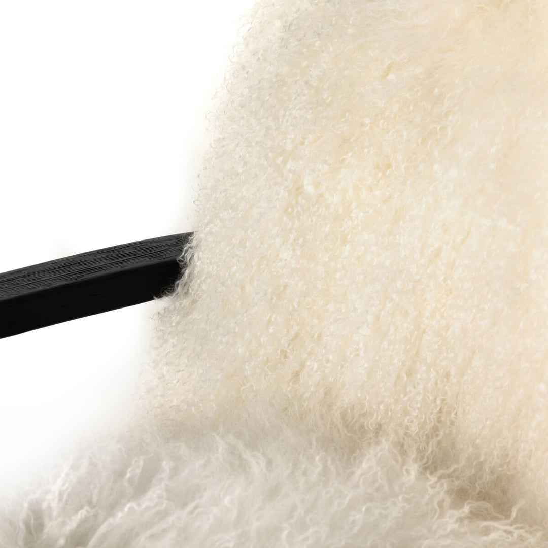 Oakley Armchair - Drifted Matte Black - Mongolia Cream Fur