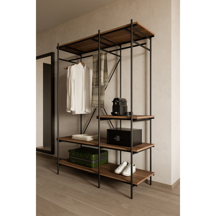 Oscar Hanging Rack - lifestyle