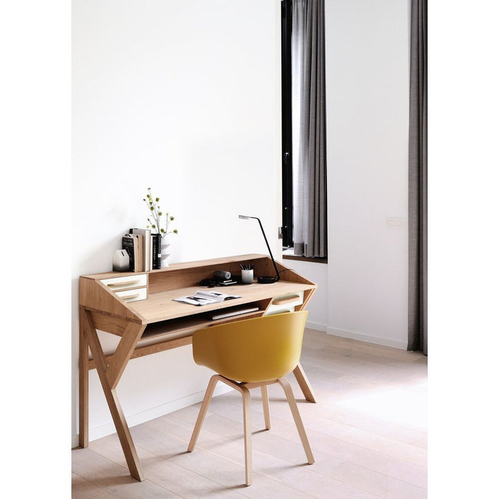 Origami Desk - lifestyle