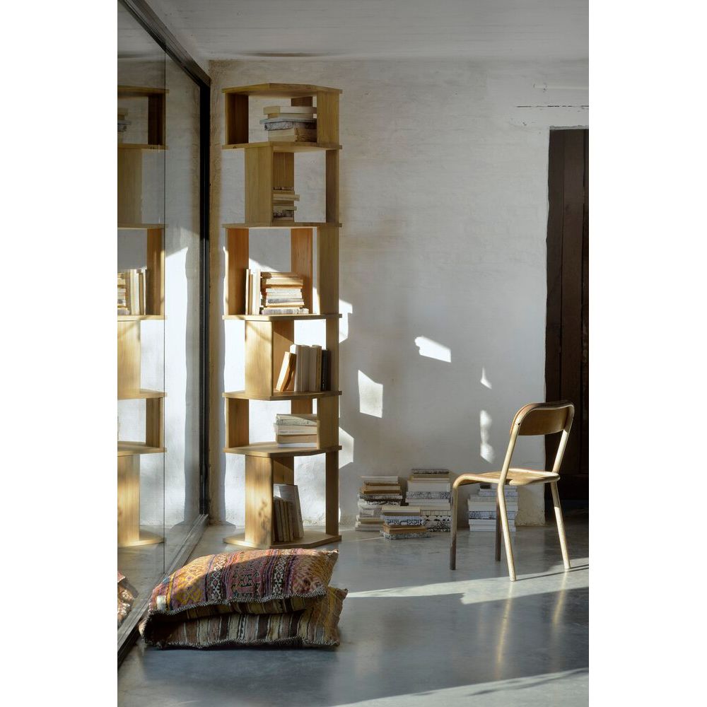 Stairs Column - lifestyle