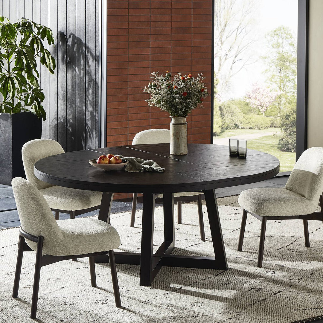 Winchester Round Extension Dining Table