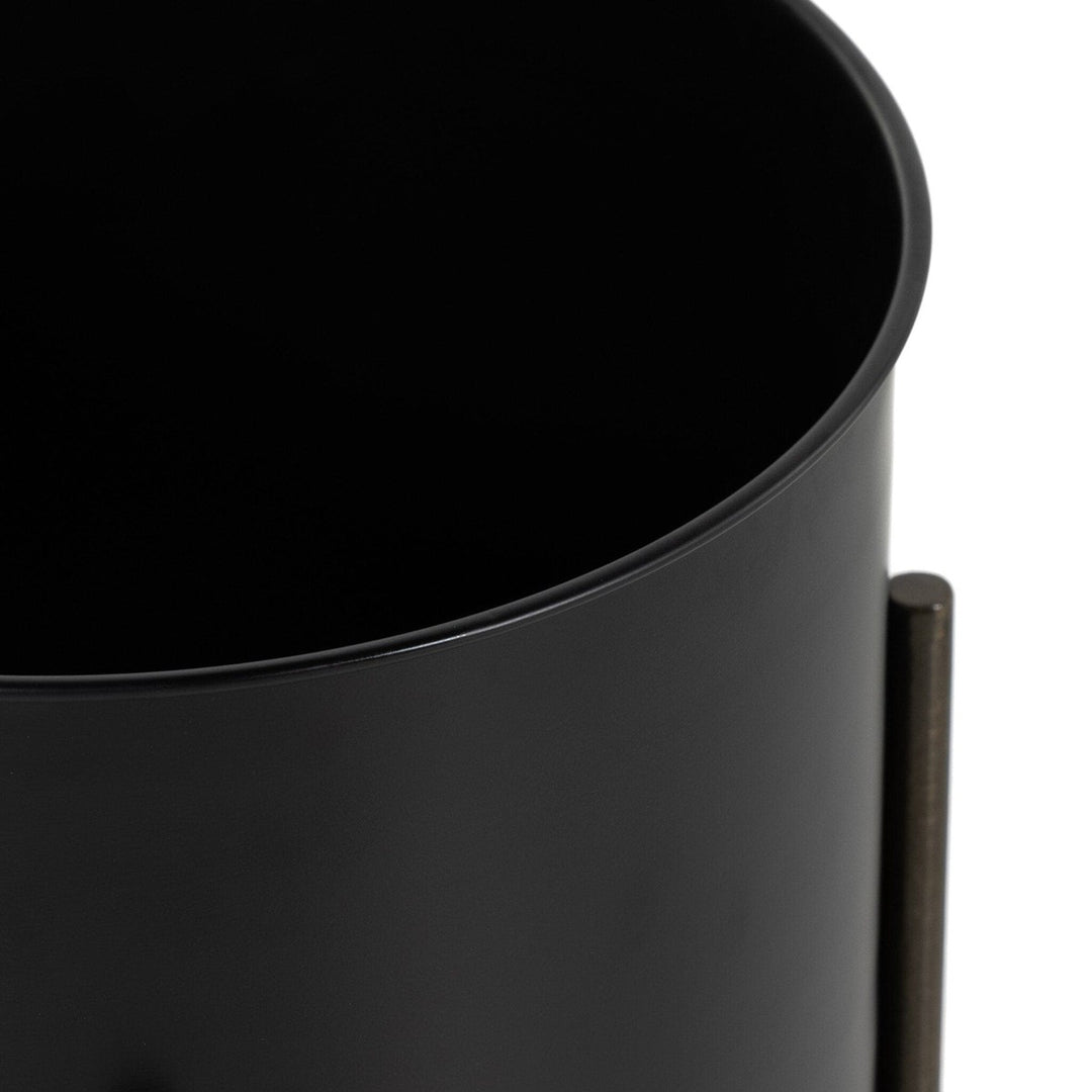 Jace Planter - Iron Matte Black