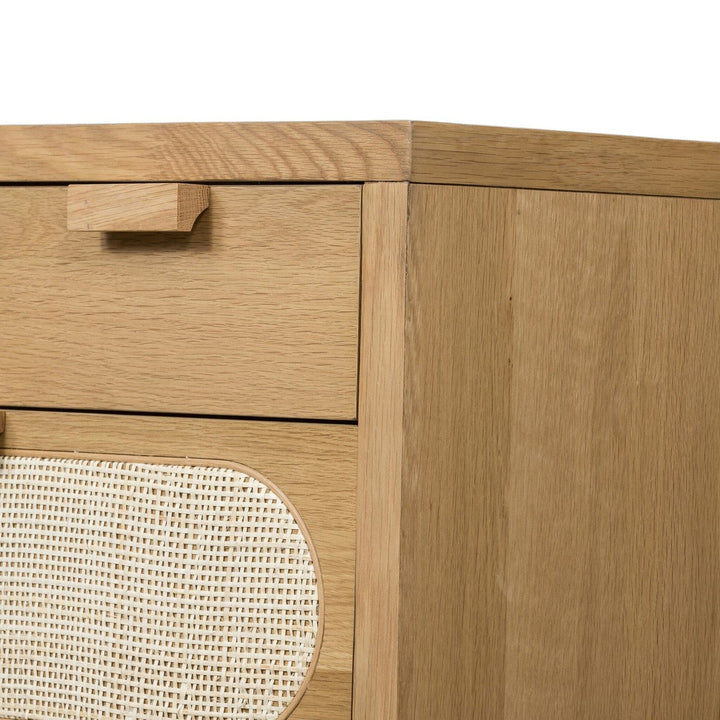 Aurora 8 Drawer Dresser - Light Natural Cane