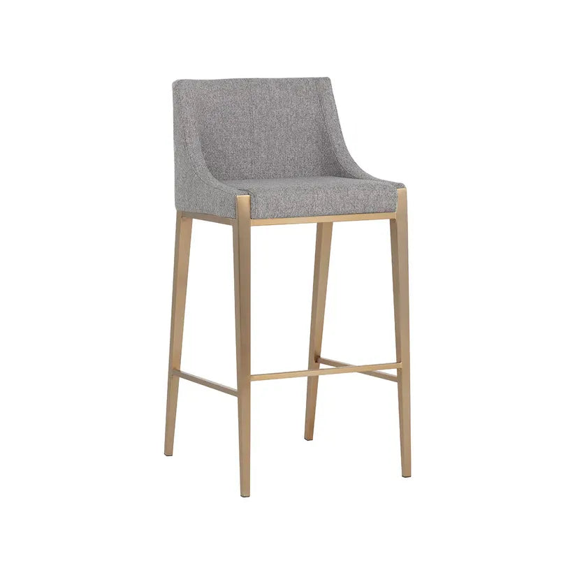 Dionne Barstool