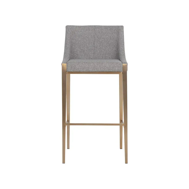 Dionne Barstool