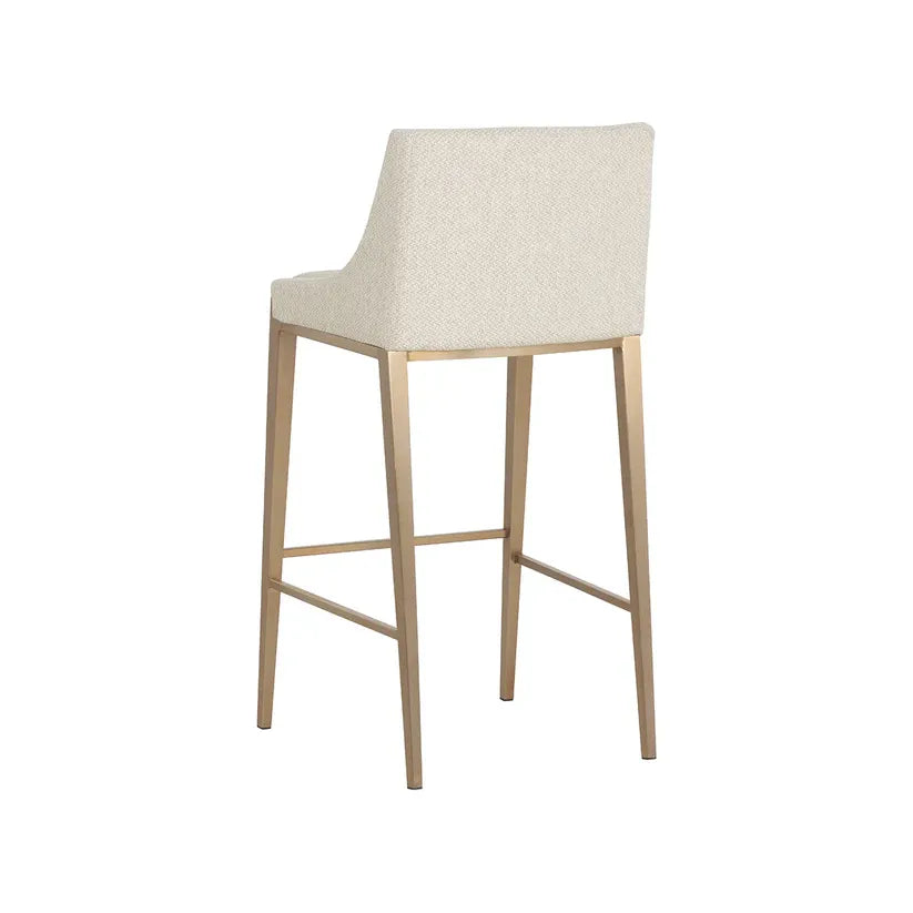 Dionne Barstool