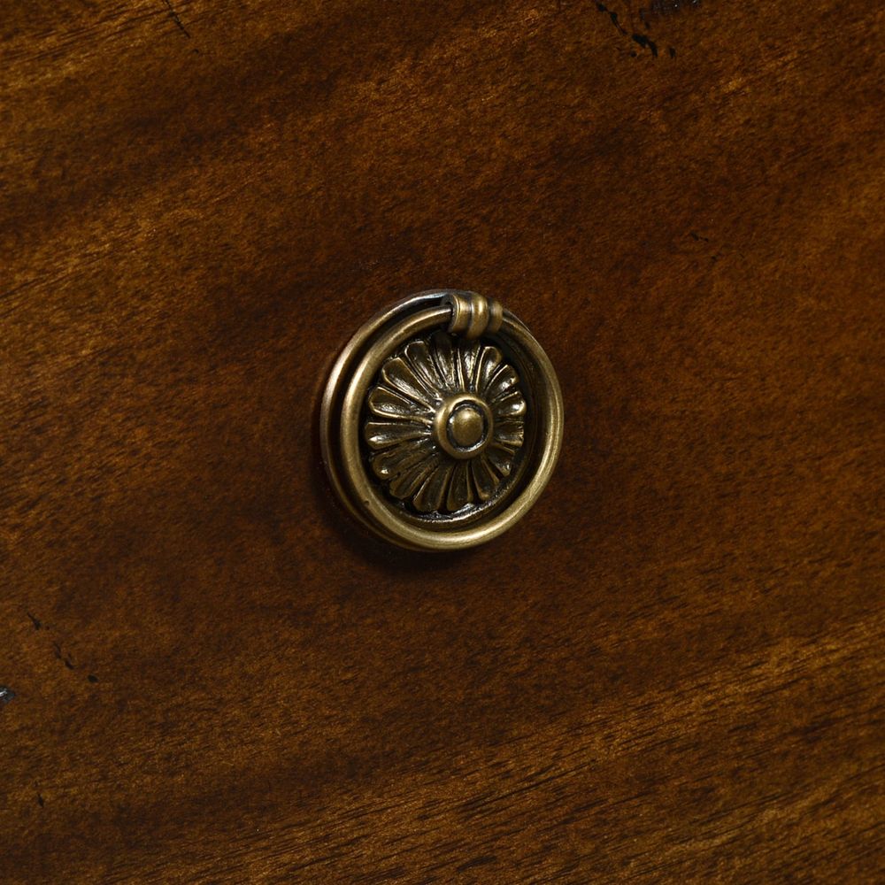 Fairfield Chest