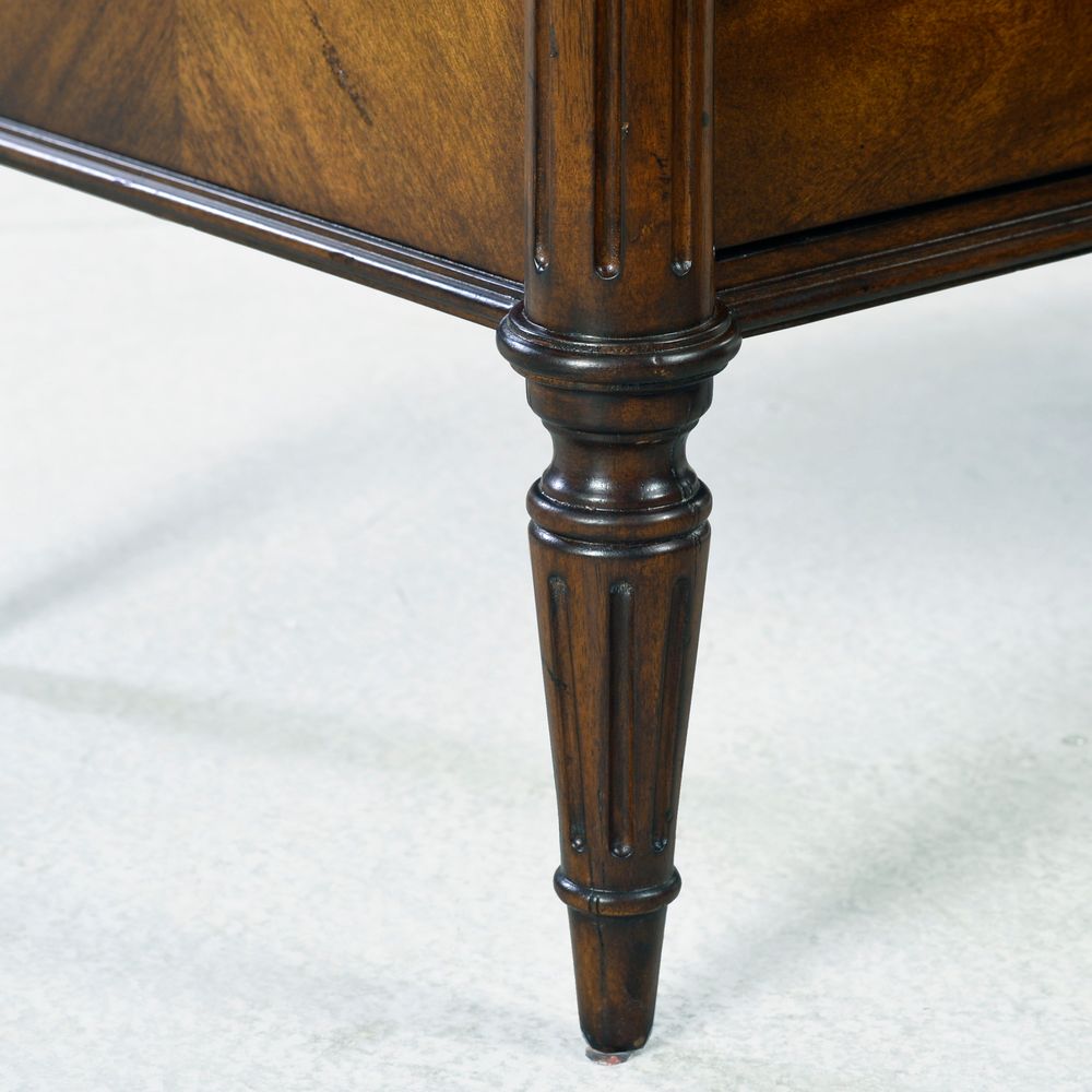 Fairfield Chest