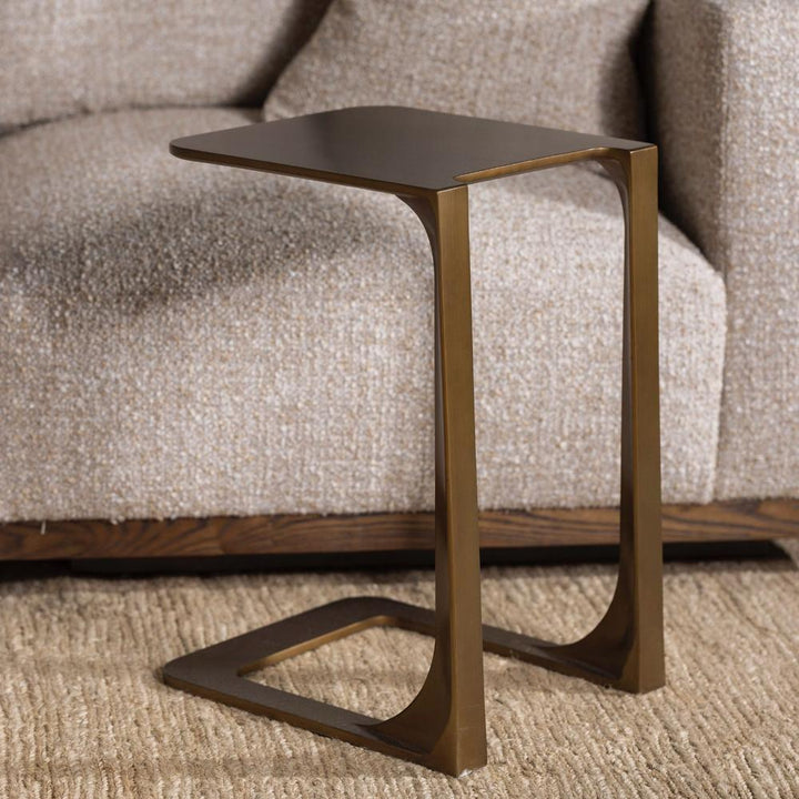 Side Tables Oxford Hugging Table