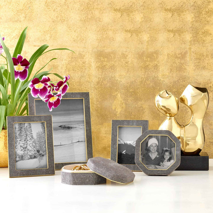 Classic Shagreen 4X6 Frame - image 3