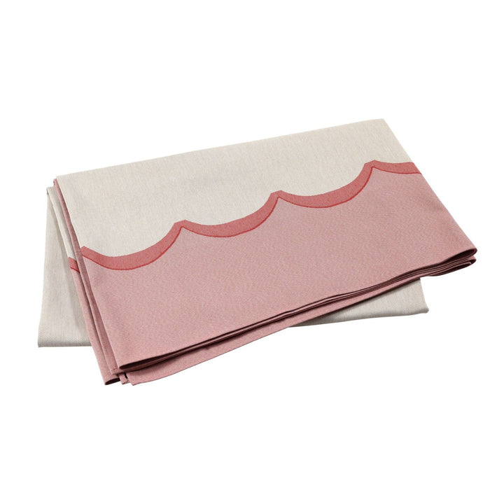 Tavola Scalloped Tablecloth