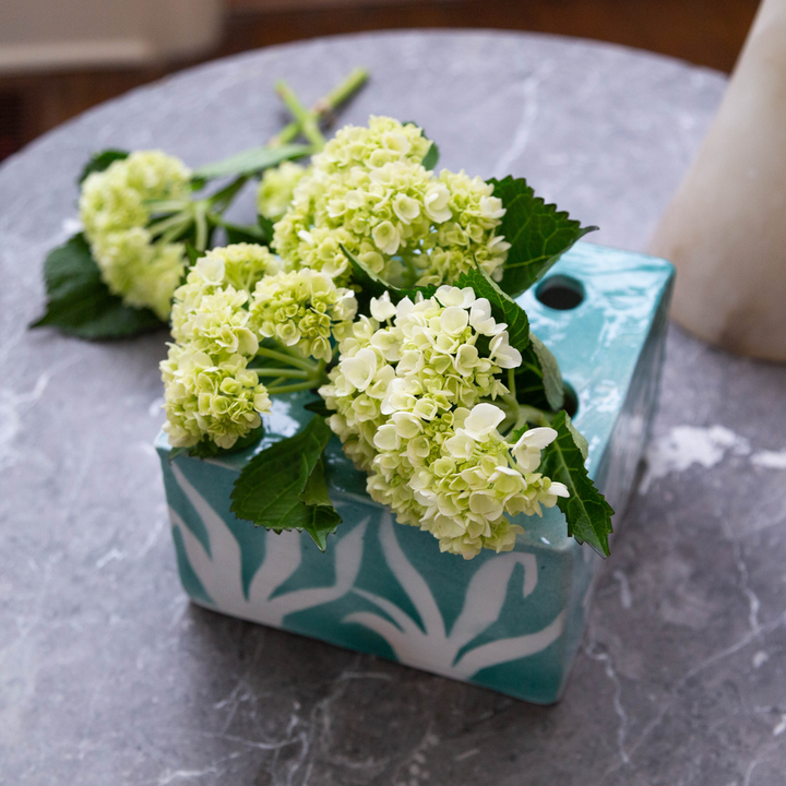 Indoor Planters Tulipiere, Turquoise with White Flowers