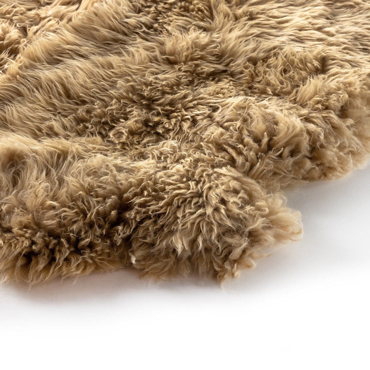 Leon Lambskin Rug - Beige Lambskin