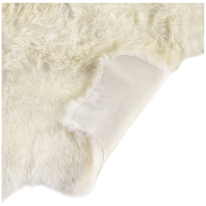 Leon Lambskin Rug - White Lambskin