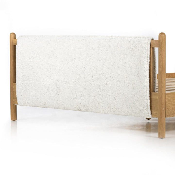 Brody Bed - Sheepskin Natural- King