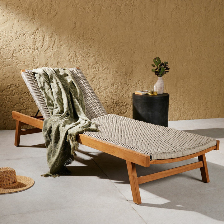 Dylan Outdoor Chaise - Ivory Rope