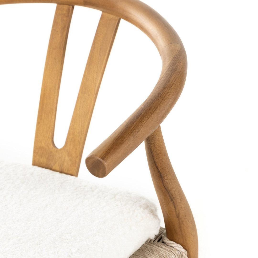 Maestro Dining Chair W/ Cushion - Cream Shorn Sheepskin