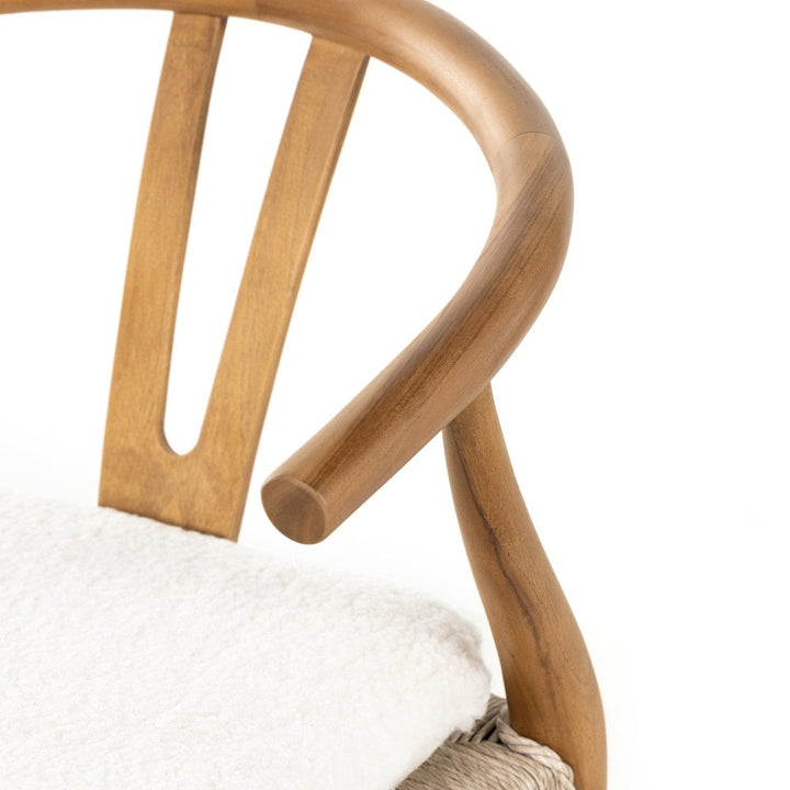 Maestro Dining Chair W/ Cushion - Cream Shorn Sheepskin