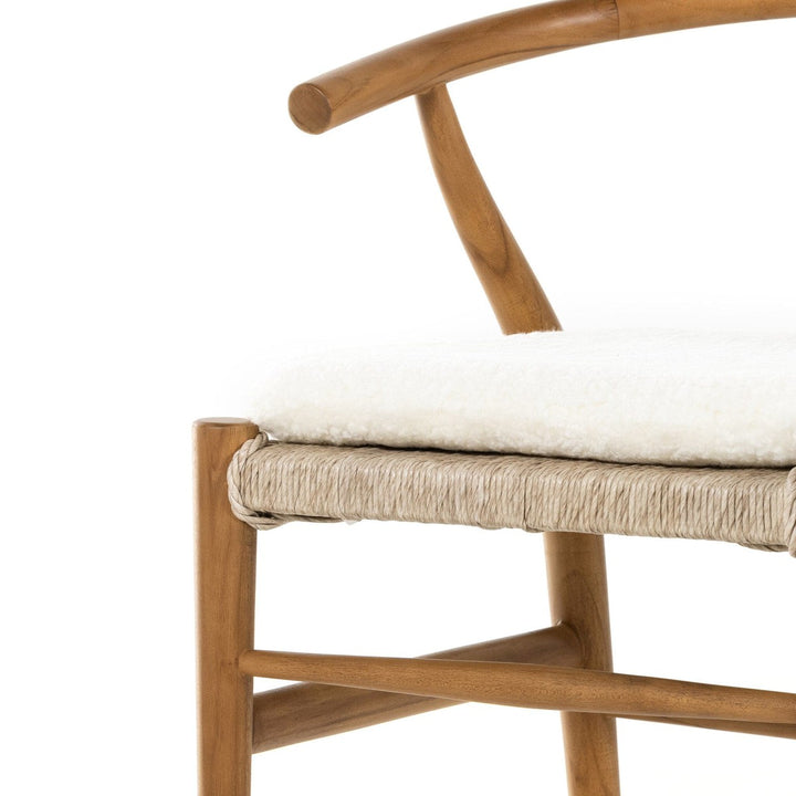 Maestro Dining Chair W/ Cushion - Cream Shorn Sheepskin