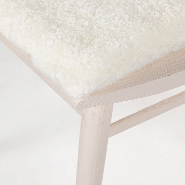 Liam Windsor Chair - Cream Shorn Sheepskin