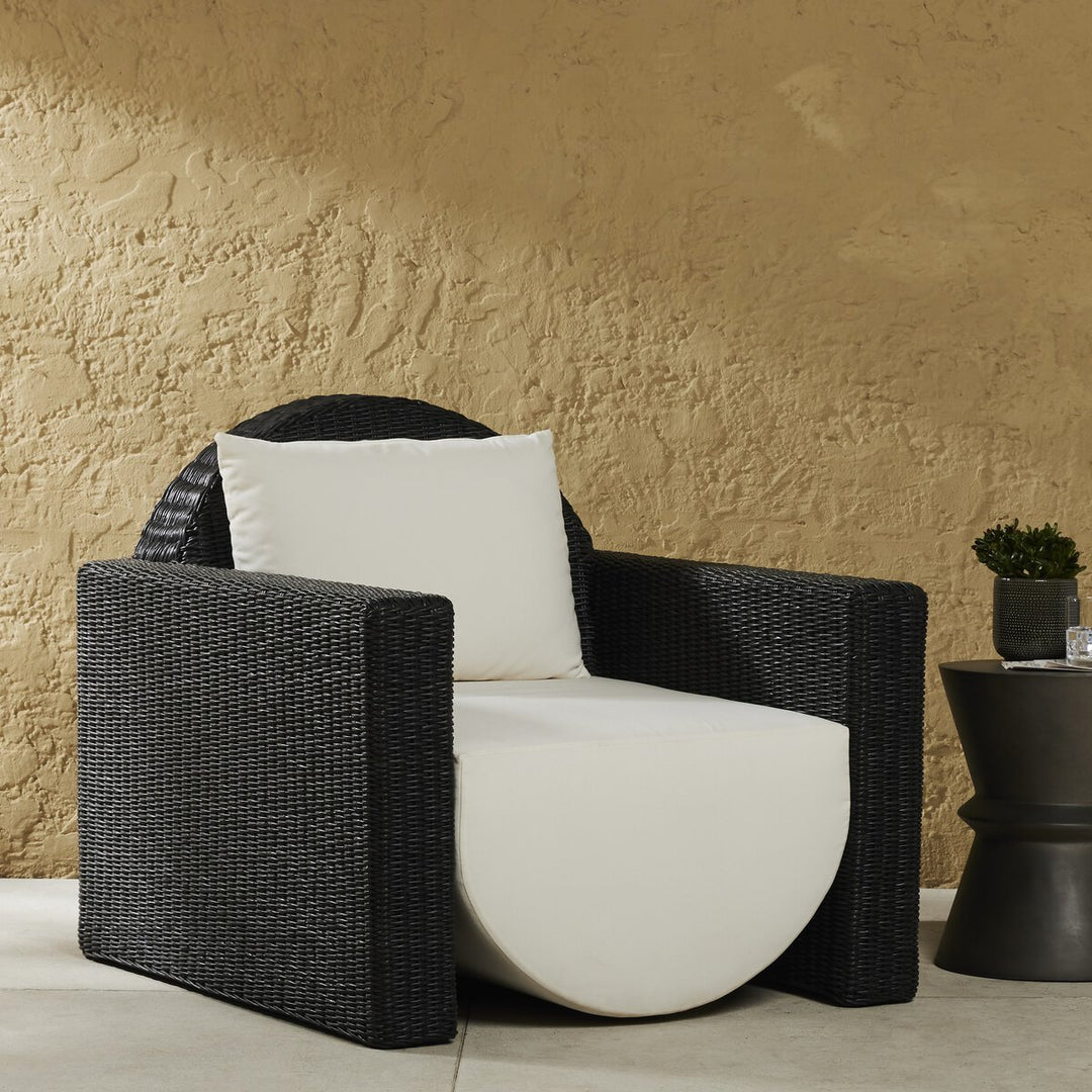 Lorenzo Outdoor Chair