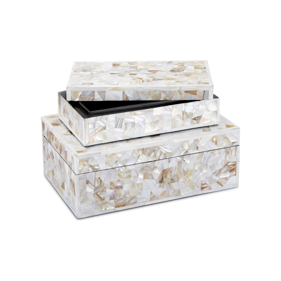 Uma Mother of Pearl Box Set of 2