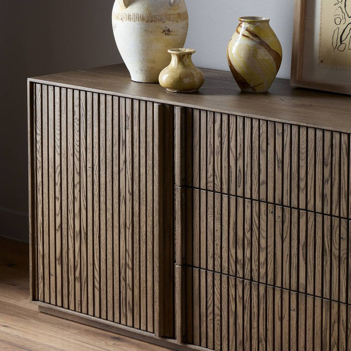 Leo Media Console