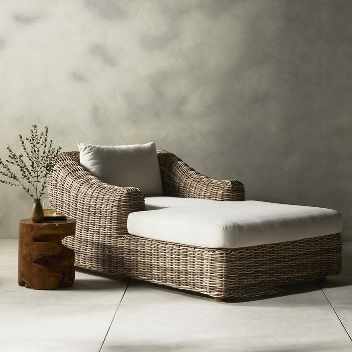 Sorrento Outdoor Chaise Lounge - Venao Ivory