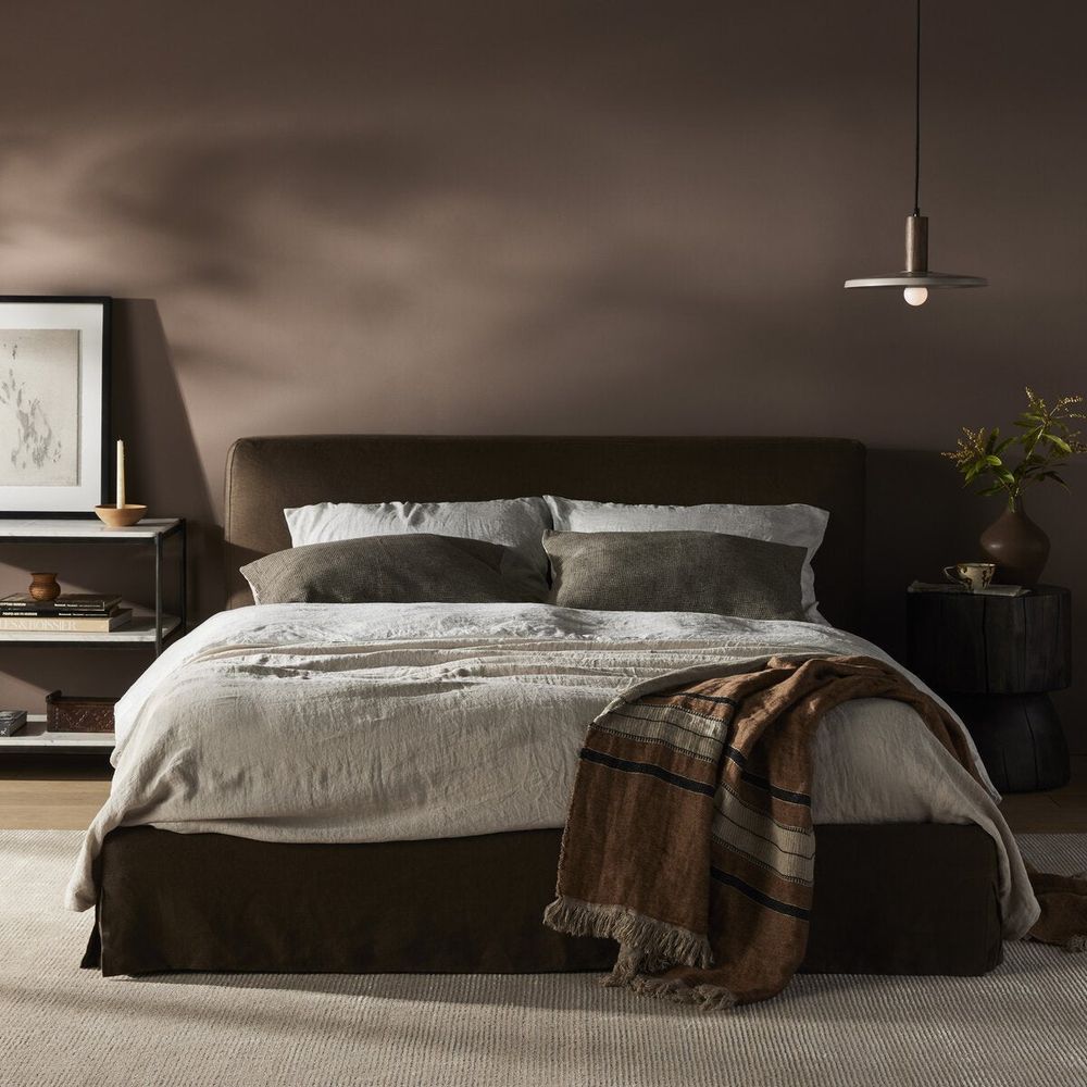 Beds Adrian Slipcover Bed - Brussels Coffee - King