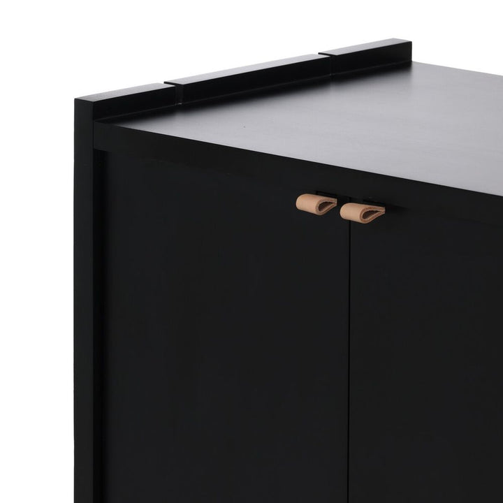 Etro Media Console