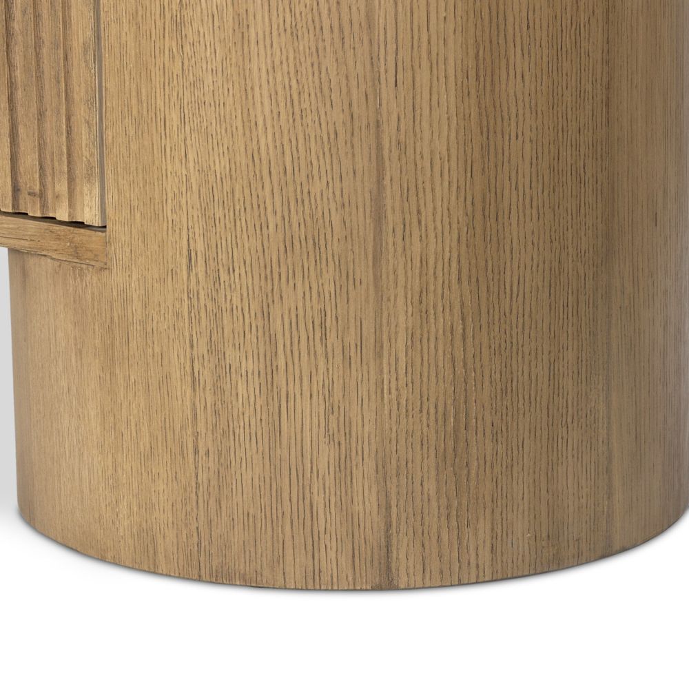Giovani Media Console - Natural Light Oak Veneer