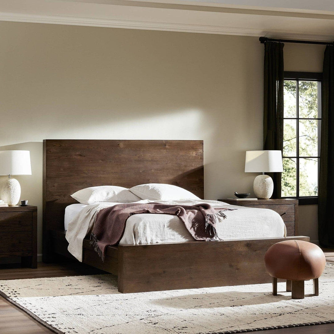 Sullivan Bed - Umber Oak - King