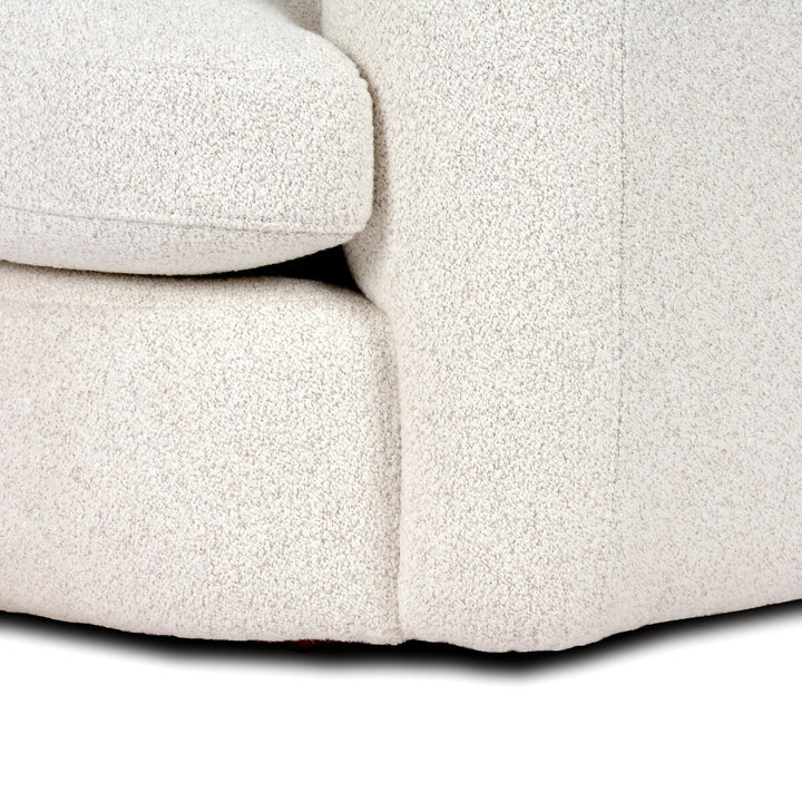 Margot Sofa-95"