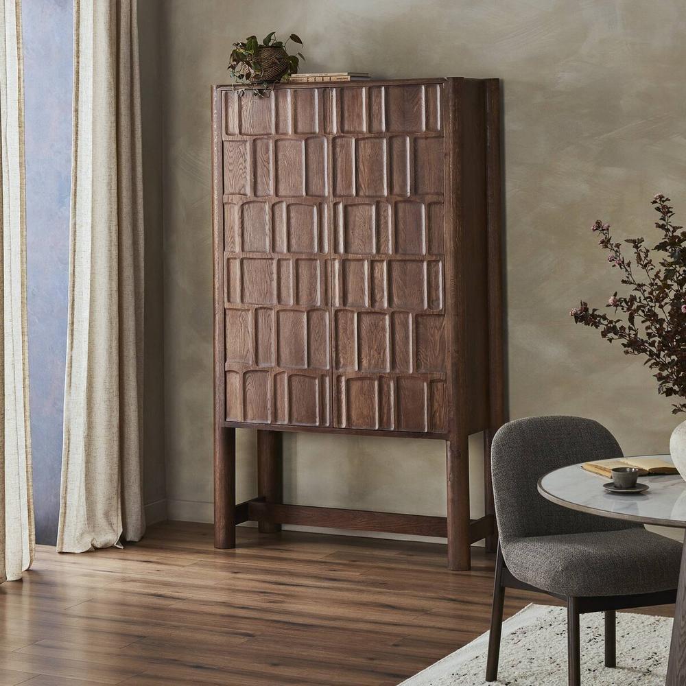 Cabinets & Curios Ezri Cabinet