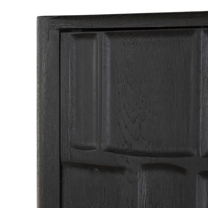 Ezri Cabinet