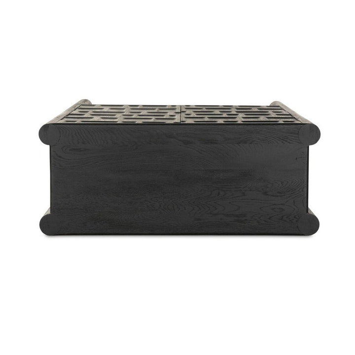 Ezri Cabinet